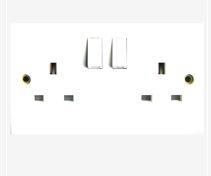 13A 2 GANG SWITCHED DOUBLE SOCKET